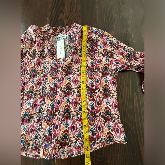 Evereve | Sonja Ikat Smocked‎ Blouse | 3/4 length sleeves lightweight | Size XS - Picture 9 of 11